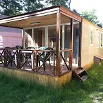 Кемпинг Paradis Bellerive Montfrin