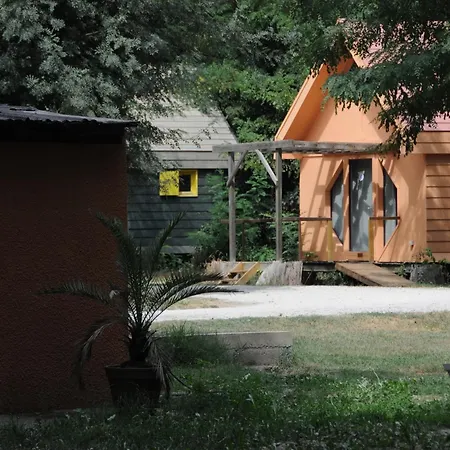 Campingplatz Paradis Bellerive 3*