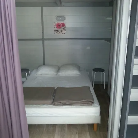 캠프장 Paradis Bellerive Montfrin