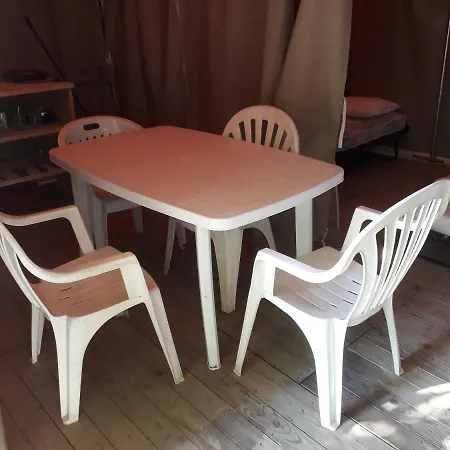 Kemp Paradis Bellerive 3*