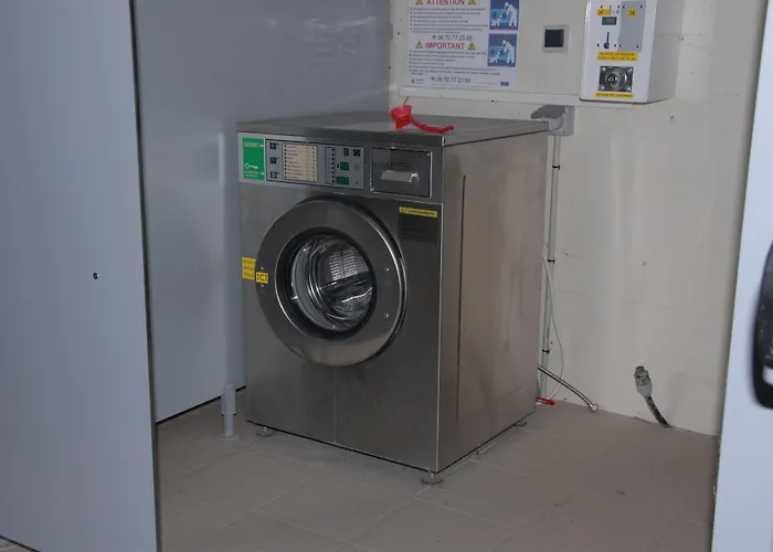 Κάμπινγκ Paradis Bellerive 3*