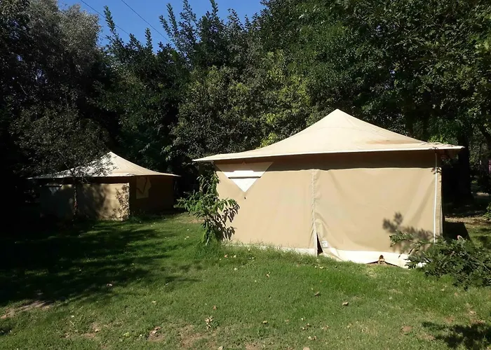 Κάμπινγκ Paradis Bellerive 3*